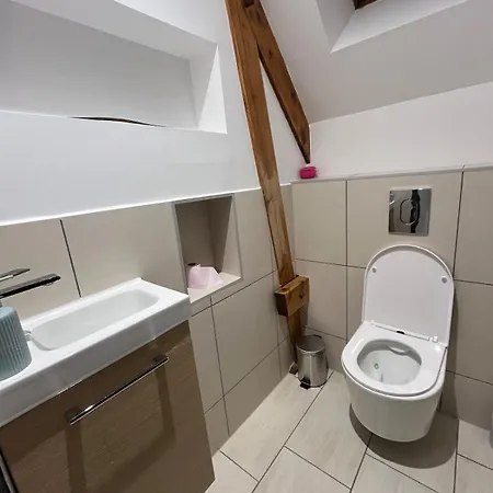 Renove Avec 3 Apartment