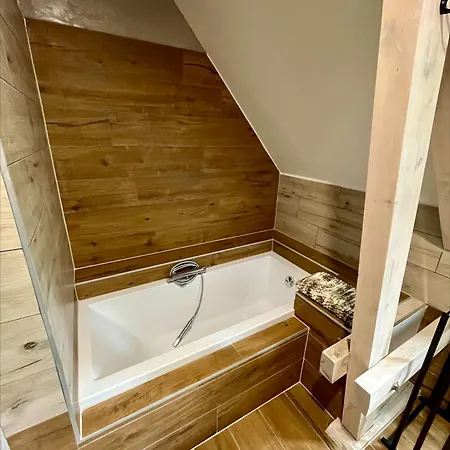 Renove Avec 3 Apartment